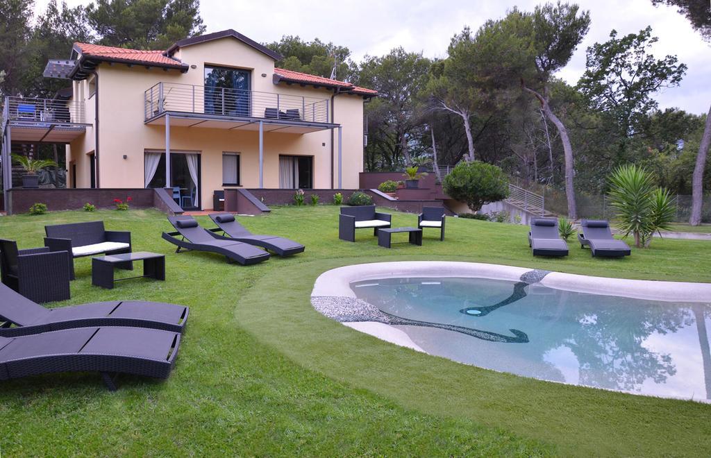 B&B Dodici Lune Andora Экстерьер фото
