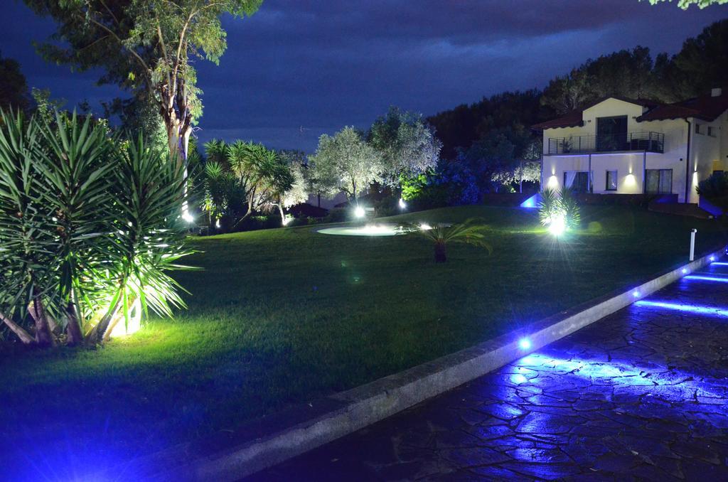 B&B Dodici Lune Andora Экстерьер фото